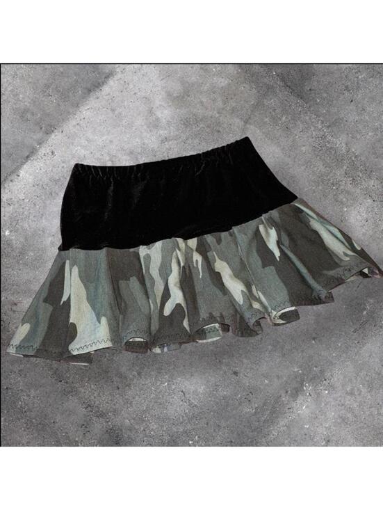 Urban Outfitters Dresses & Skirts - camo & velvet pleated micro mini skirt, XXS/XS